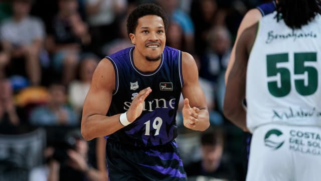 Hilliard y Pantzar lideran la exhibición bilbaína ante Unicaja (90-74)