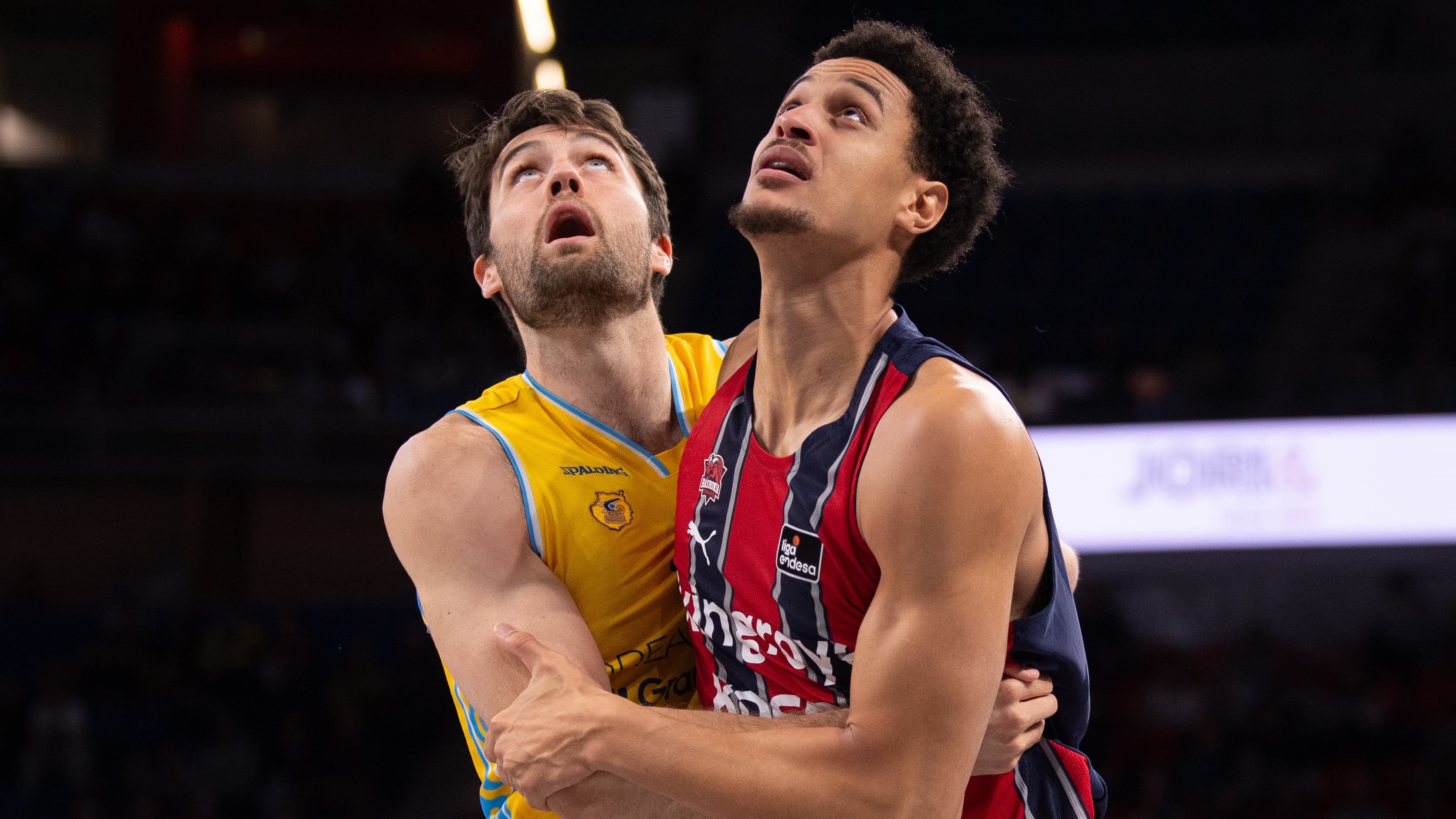 ¡Emoción en Vitoria!