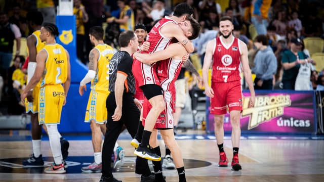 Paso de gigante zaragozano en el Gran Canaria Arena (74-78)