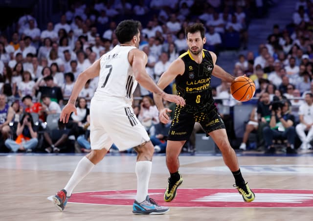 La Laguna Tenerife, segunda victoria en territorio blanco