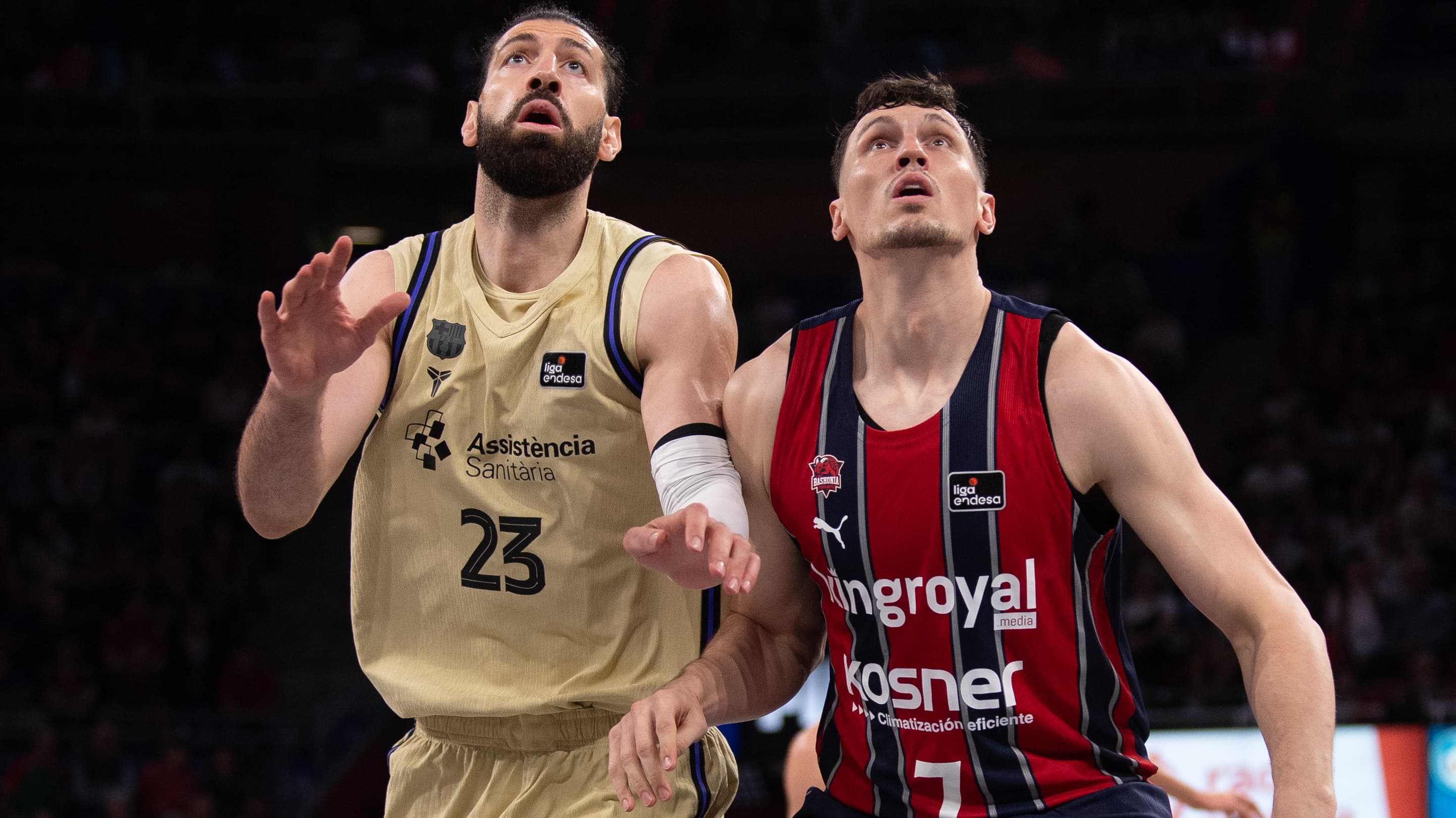 Shengelia y Kurucs, pendientes del rebote