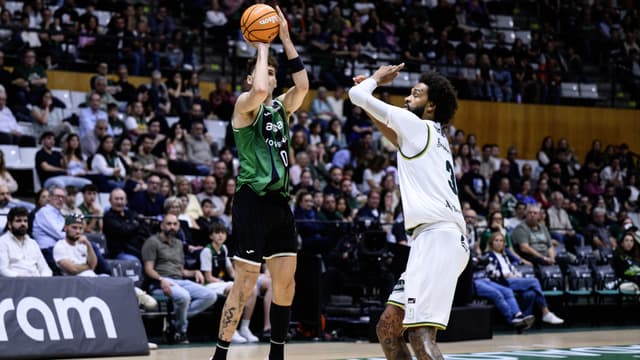 El Asisa Joventut-Unicaja, suspendido