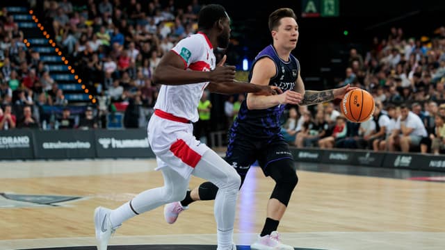 El Surne Bilbao estira su alegría y se lanza a por el Playoff (88-83)