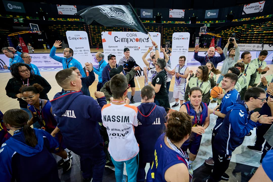 Fiesta final en la Copa Campeones de Bilbao
