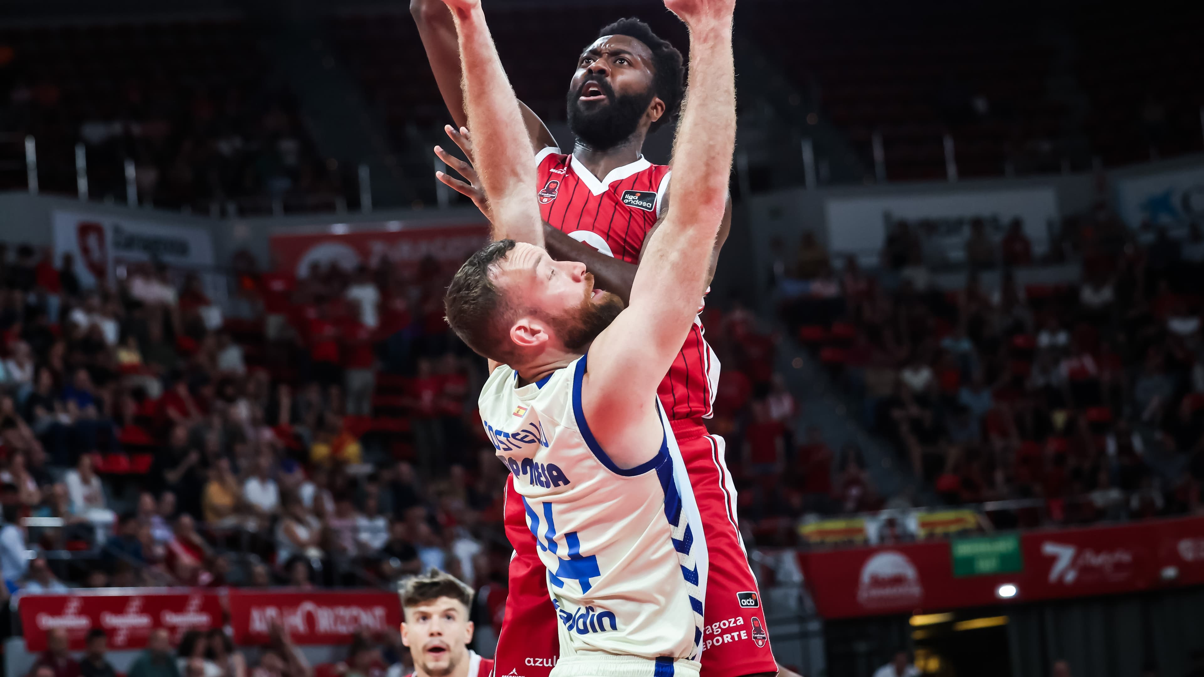 Momento del Casademont Zaragoza-Valencia Basket