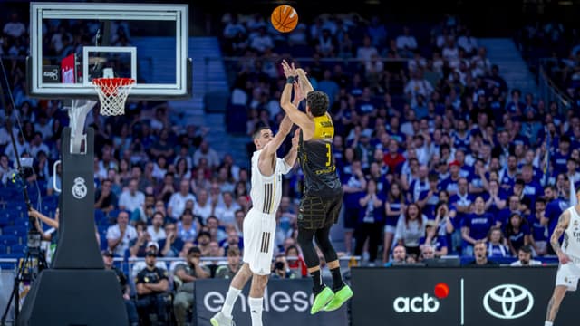 Bombazo aurinegro en Madrid para poner el Playoff al rojo vivo (97-98)