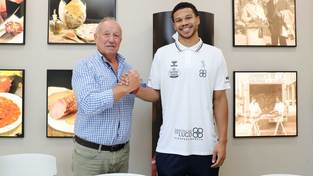 Rasir Bolton presentado como jugador de Río Breogán