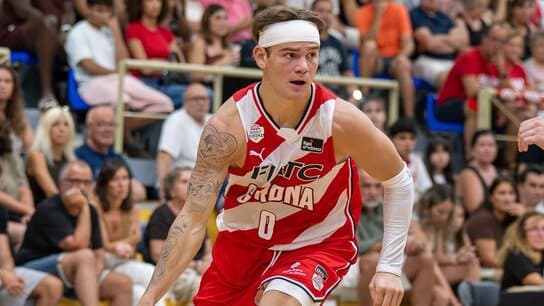 Lance del encuentro de pretemporada de FIATC Girona