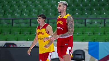 Willy Hernangomez y Álvaro Cárdenas durante la sesión de tiro de la selección española