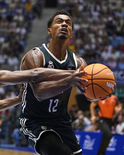 🤘 THÉO MALEDON se luce para liderar a un REAL MADRID invicto