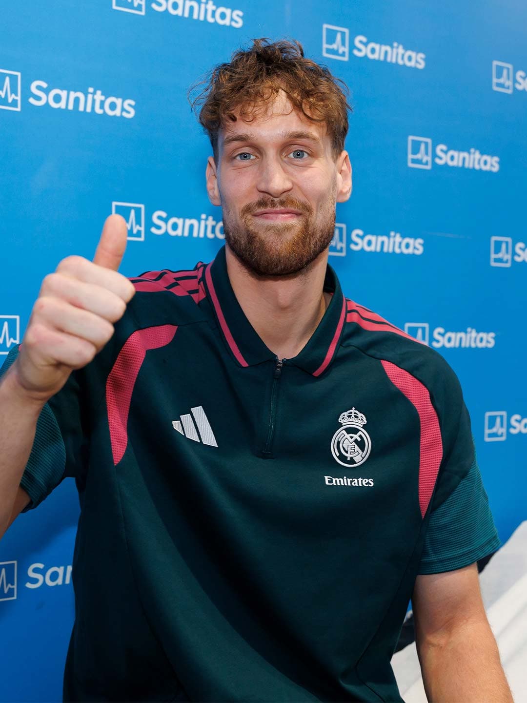 ⚡ Mika JANTUNEN, versatilidad en el 'cuatro' blanco