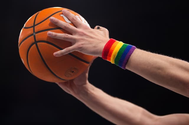 Compromiso arbitral contra la discriminación