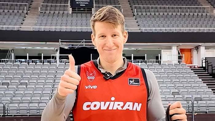 Consigue la camiseta de Luka Bozic jugando al SuperManager acb en la última jornada de la temporada