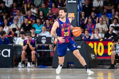 Laprovittola controla el balón