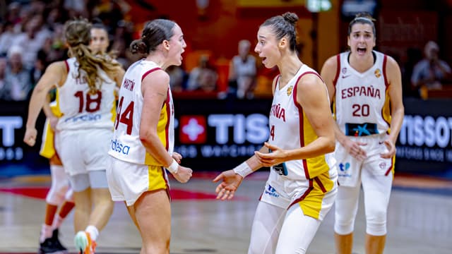España presenta sus credenciales en un brillante debut (83-53)