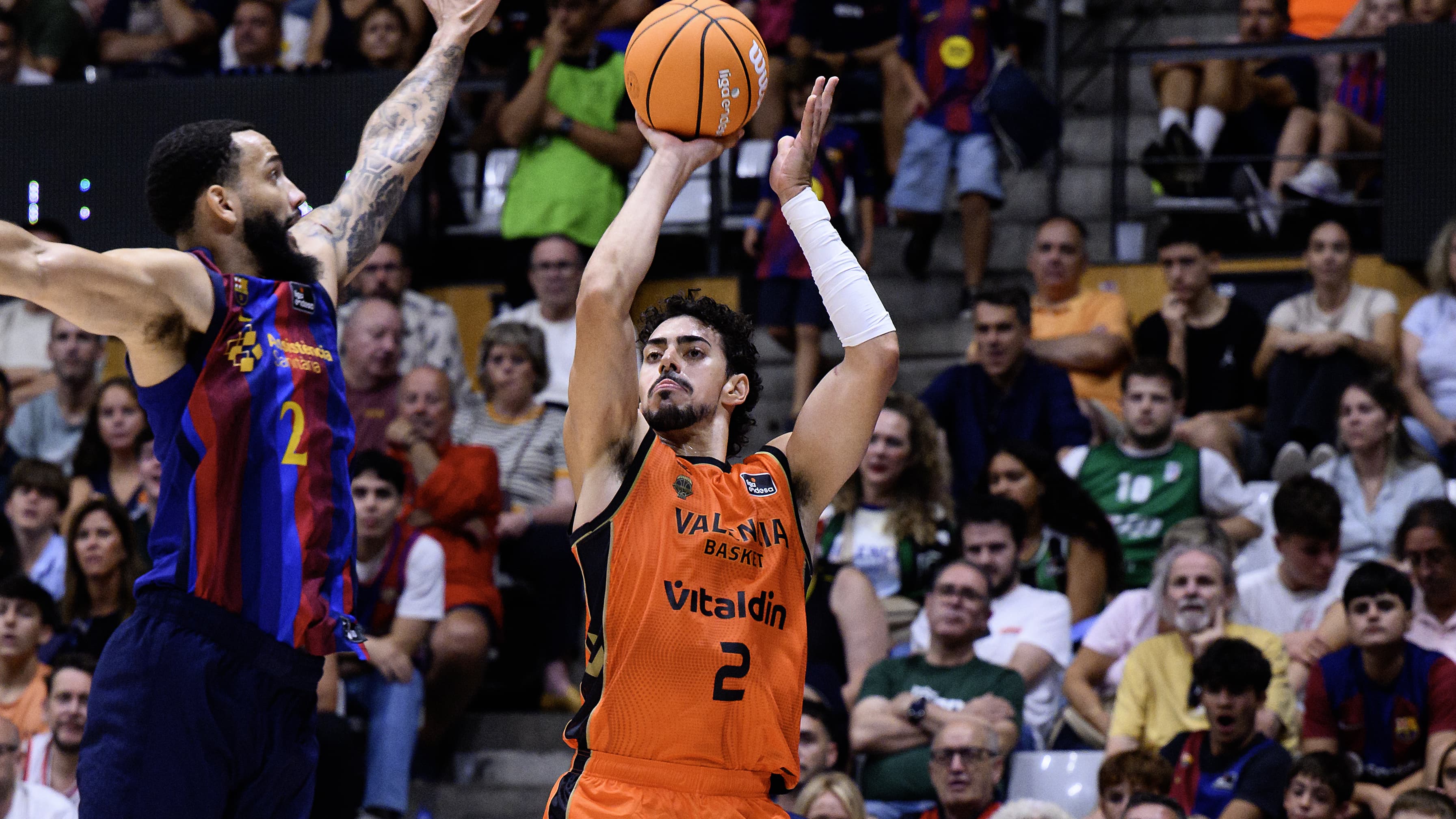 Josep Puerto escala en el ranking triplista de Valencia Basket