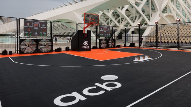 ¡Vive en directo La Jaula acb de Valencia!